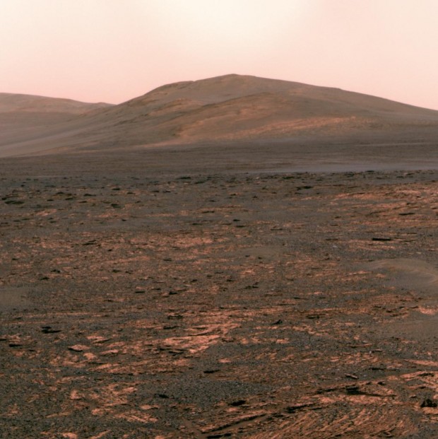 O jipe Opportunity desceu num leito seco de um mar, em Meridiani Planum, Marte (Crédito: Nasa)